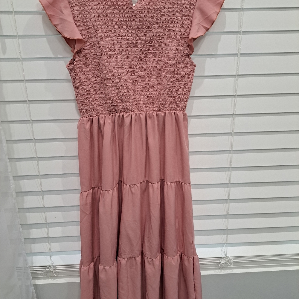 Pink dress - Picture 2 of 3
